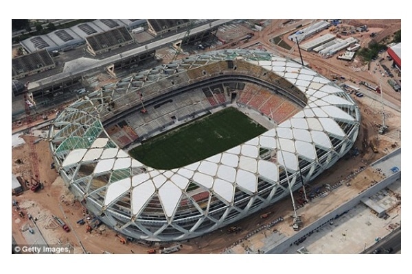 The construction of the “World Cup Stadium 2014” halted after two workers were extinguished.